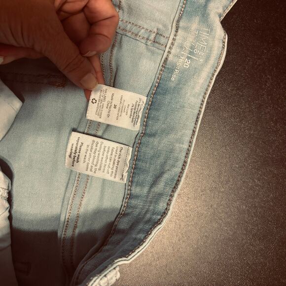 Women’s Time And Tru Straight Crop Pants Size 20 High Rise Blue Jeans Light Wash - Picture 6 of 6
